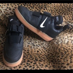 NIKE AIR FORCE 1 AF1 UTILITY AO1531 002 BLACK (12)